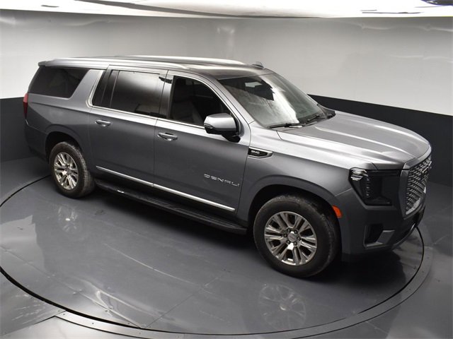 Used 2022 GMC Yukon XL Denali image 37