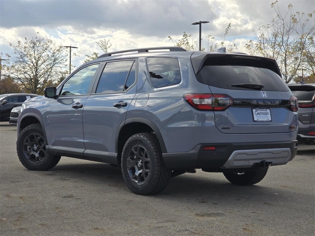 New 2025 Honda Pilot TrailSport image 18