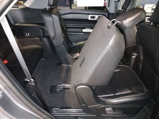 Certified 2023 Ford Explorer XLT w/ Equipment Group 202A AWD/4WD image 47