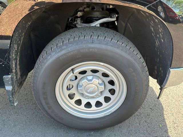 Used 2025 Chevrolet Silverado 1500 W/T w/ WT Value Package RWD image 14