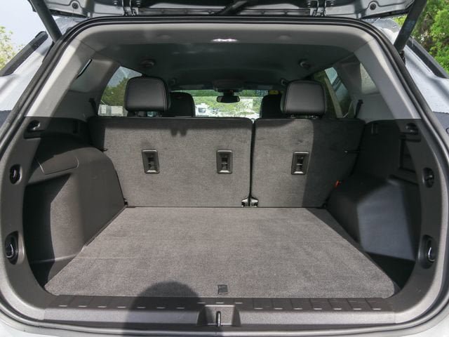 Used 2024 GMC Terrain SLT w/ Infotainment Package II AWD/4WD image 27