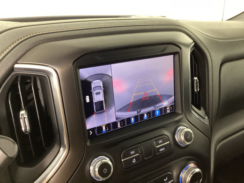 Used 2021 GMC Sierra 1500 AT4 w/ Technology Package AWD/4WD image 33