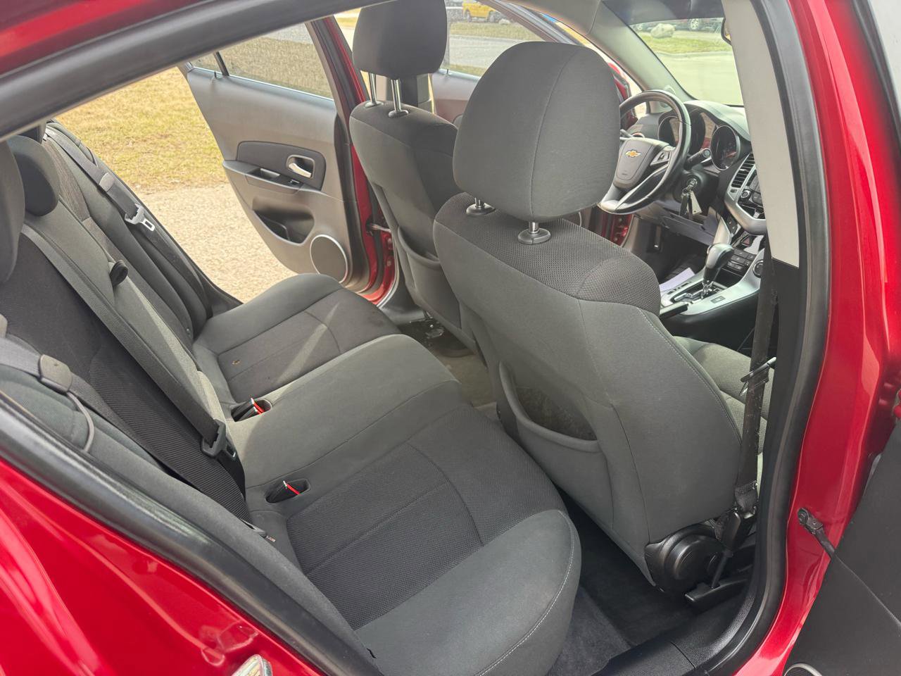 Used 2011 Chevrolet Cruze LT FWD image 17