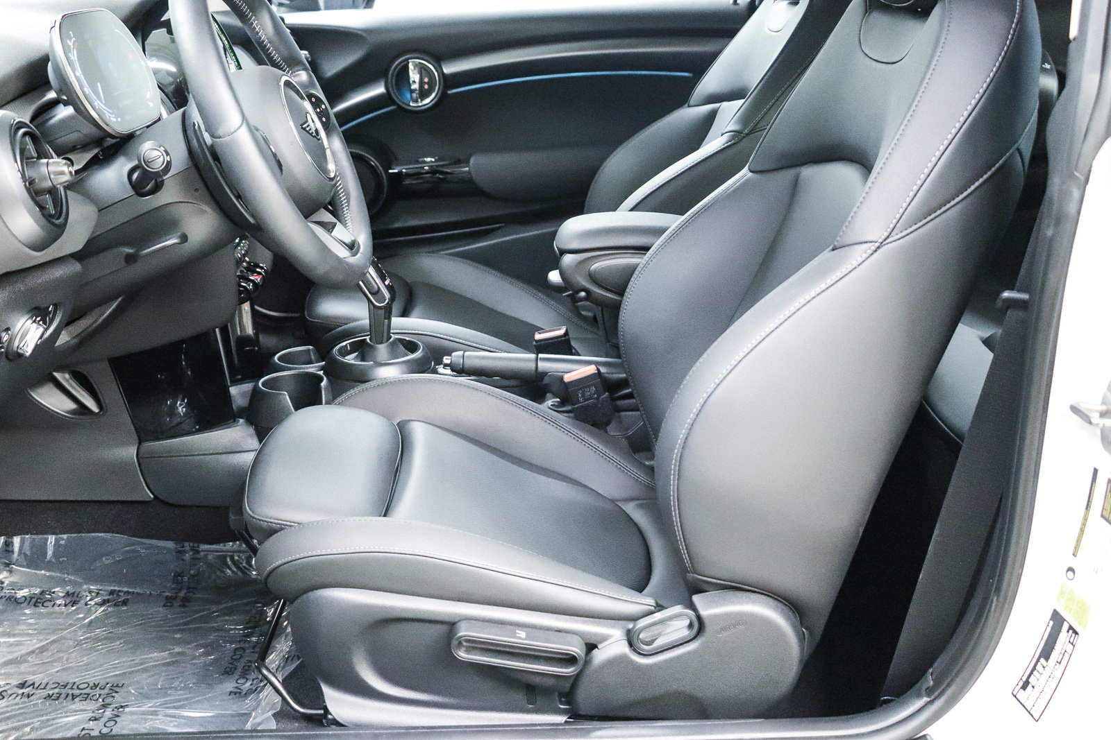 Certified 2024 MINI Cooper S FWD image 17