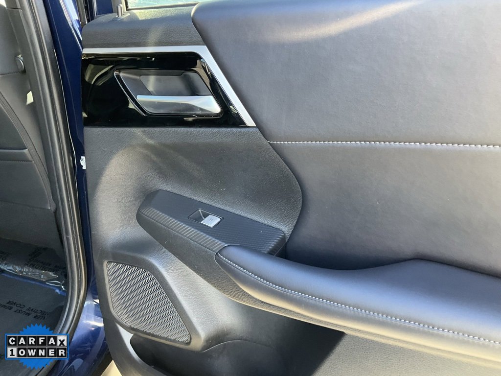 Used 2023 Mitsubishi Outlander SE image 65