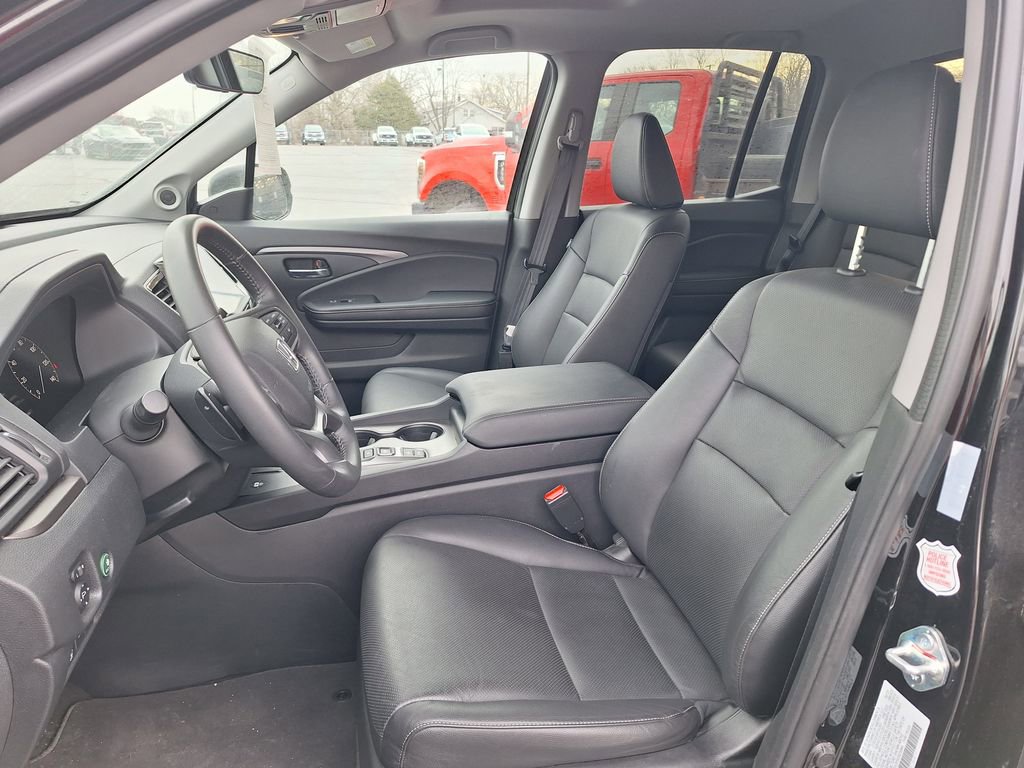 Used 2025 Honda Ridgeline RTL image 3