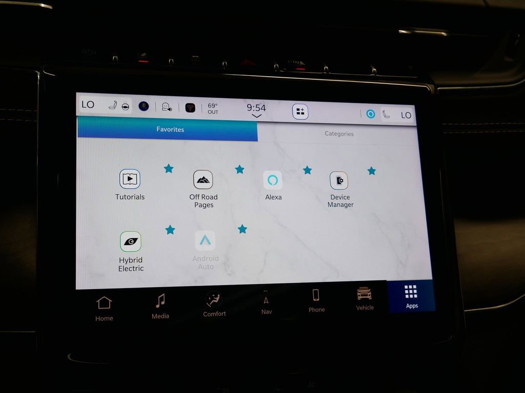 Used 2022 Jeep Grand Cherokee Overland image 32