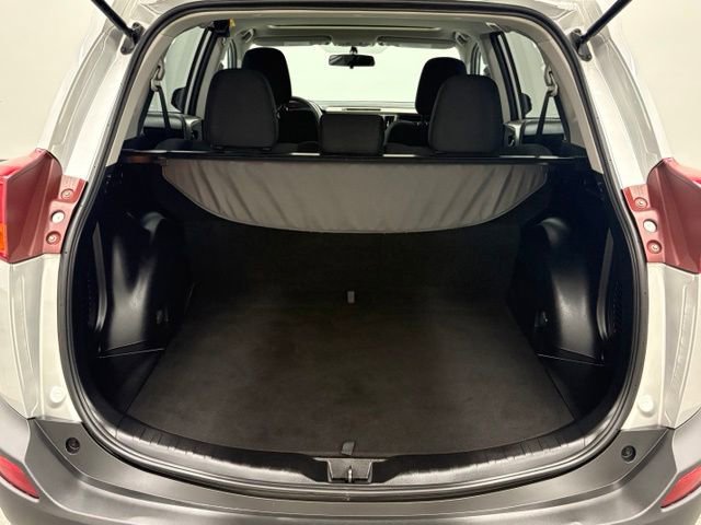 Used 2014 Toyota RAV4 XLE AWD/4WD image 7