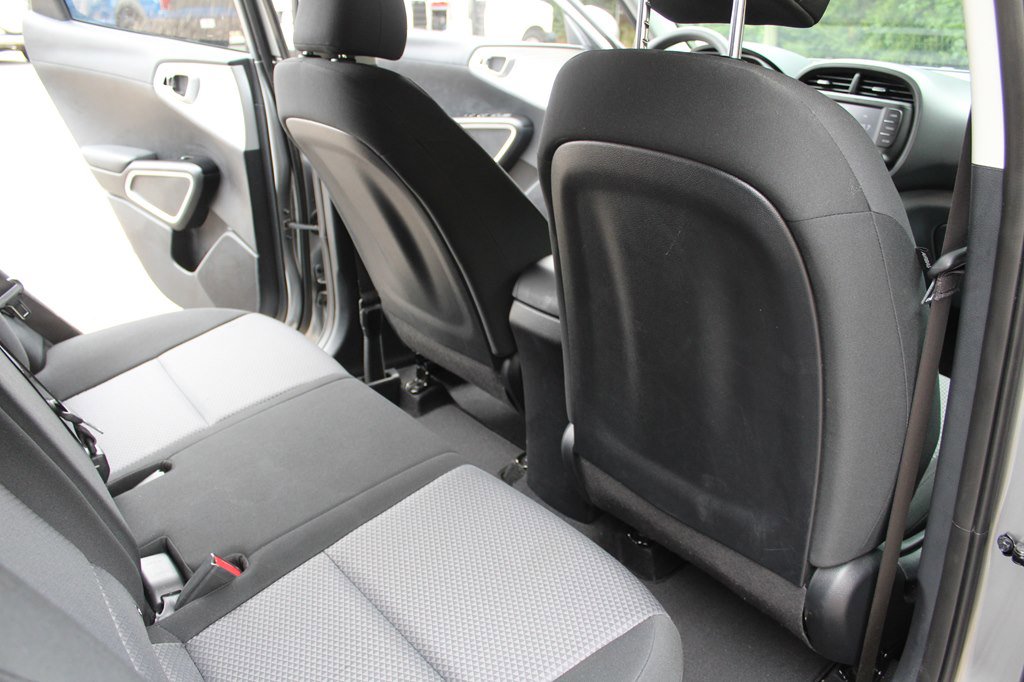 Used 2024 Kia Soul LX w/ Option Group 015 image 28