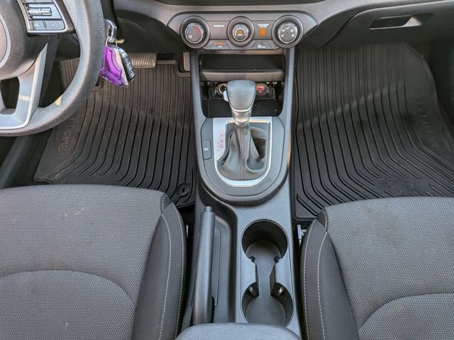 Certified 2024 Kia Forte LXS w/ LXS Technology Package FWD image 21