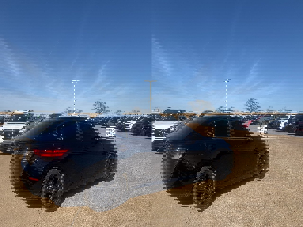 Certified 2022 Nissan Sentra SR w/ Midnight Edition image 16