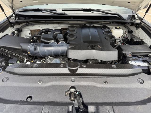 Certified 2022 Toyota 4Runner SR5 AWD/4WD image 31