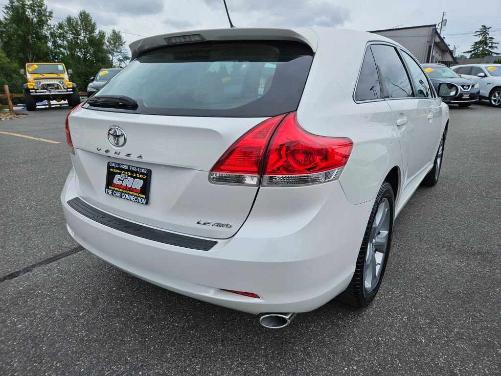 Used 2012 Toyota Venza LE w/ LE Convenience Pkg AWD/4WD image 4