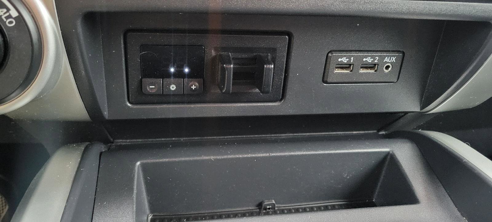 Used 2019 Nissan Titan PRO-4X w/ Pro-4x Utility Package image 23