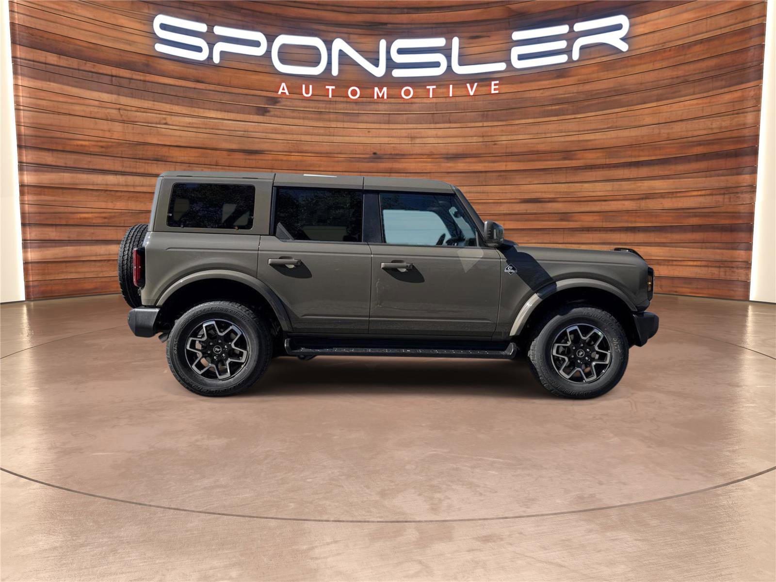 New 2025 Ford Bronco Outer Banks image 5