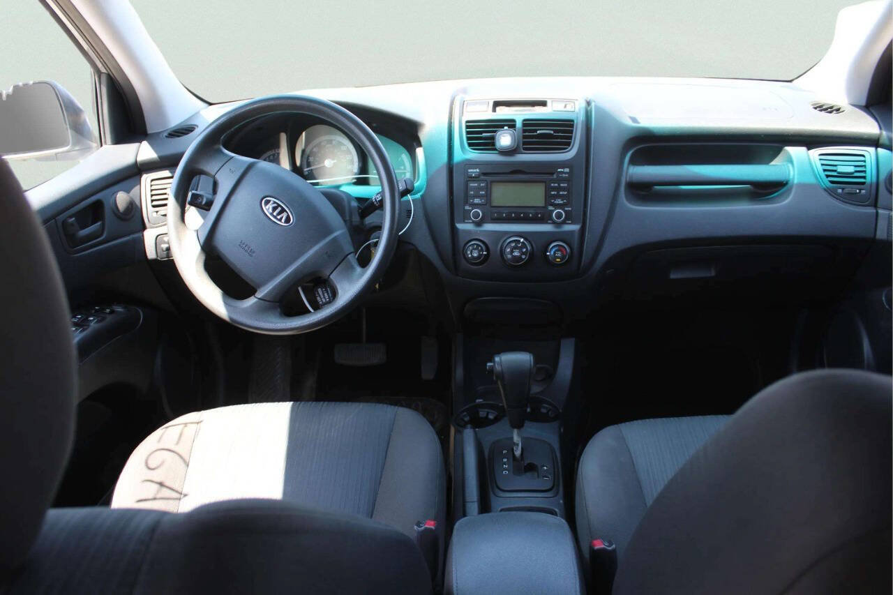 Used 2009 Kia Sportage LX FWD image 8