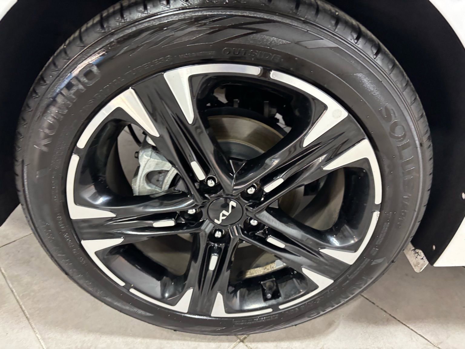 Used 2023 Kia K5 GT-Line w/ GT-Line Premium Package FWD image 10