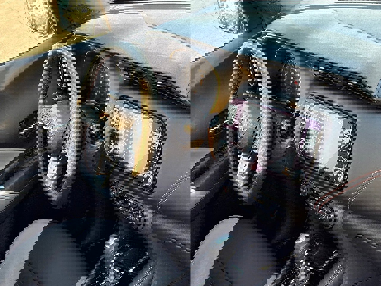 Certified 2024 Nissan Kicks SR w/ SR Premium Package image 36