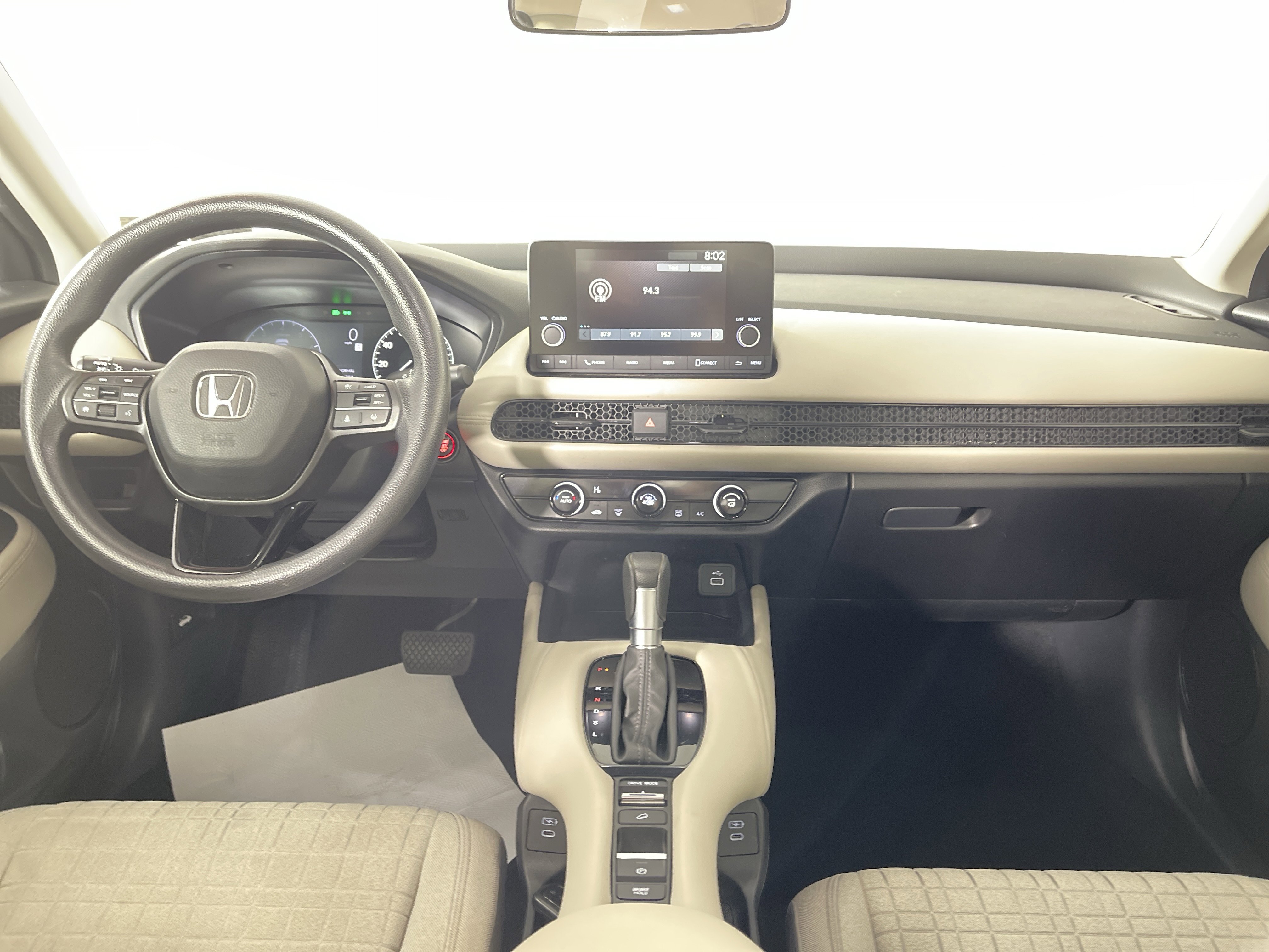 Used 2024 Honda HR-V LX image 13
