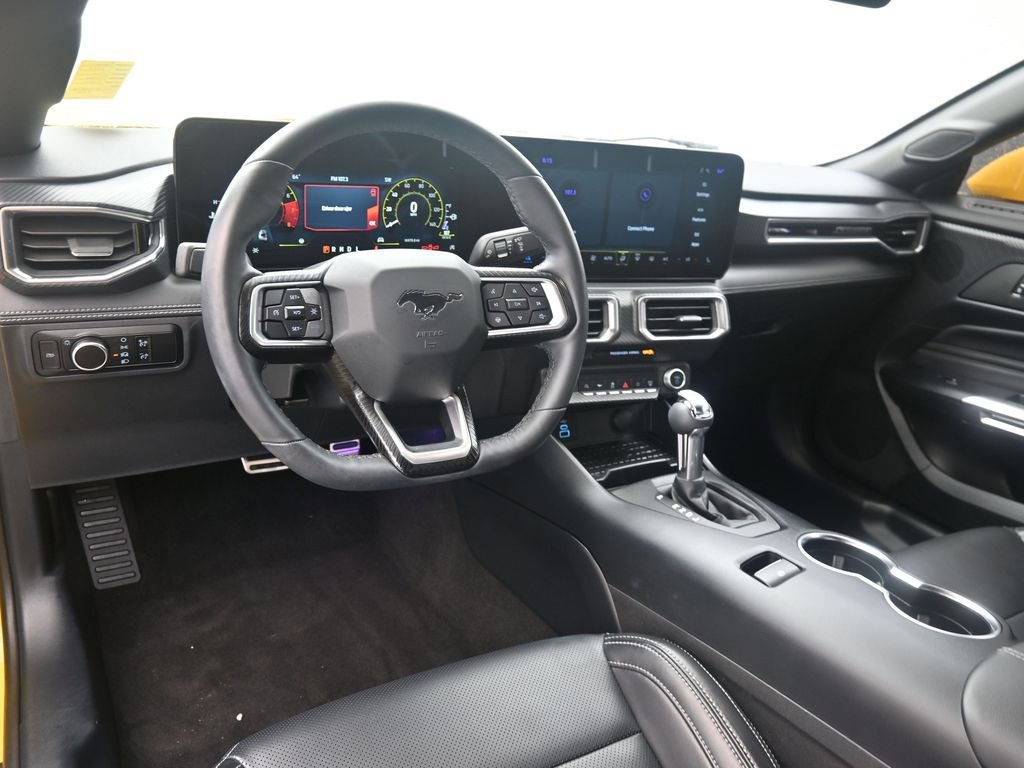 Used 2024 Ford Mustang Premium image 15