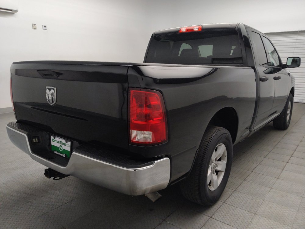 Used 2020 RAM 1500 Tradesman w/ Chrome Appearance Group RWD image 9