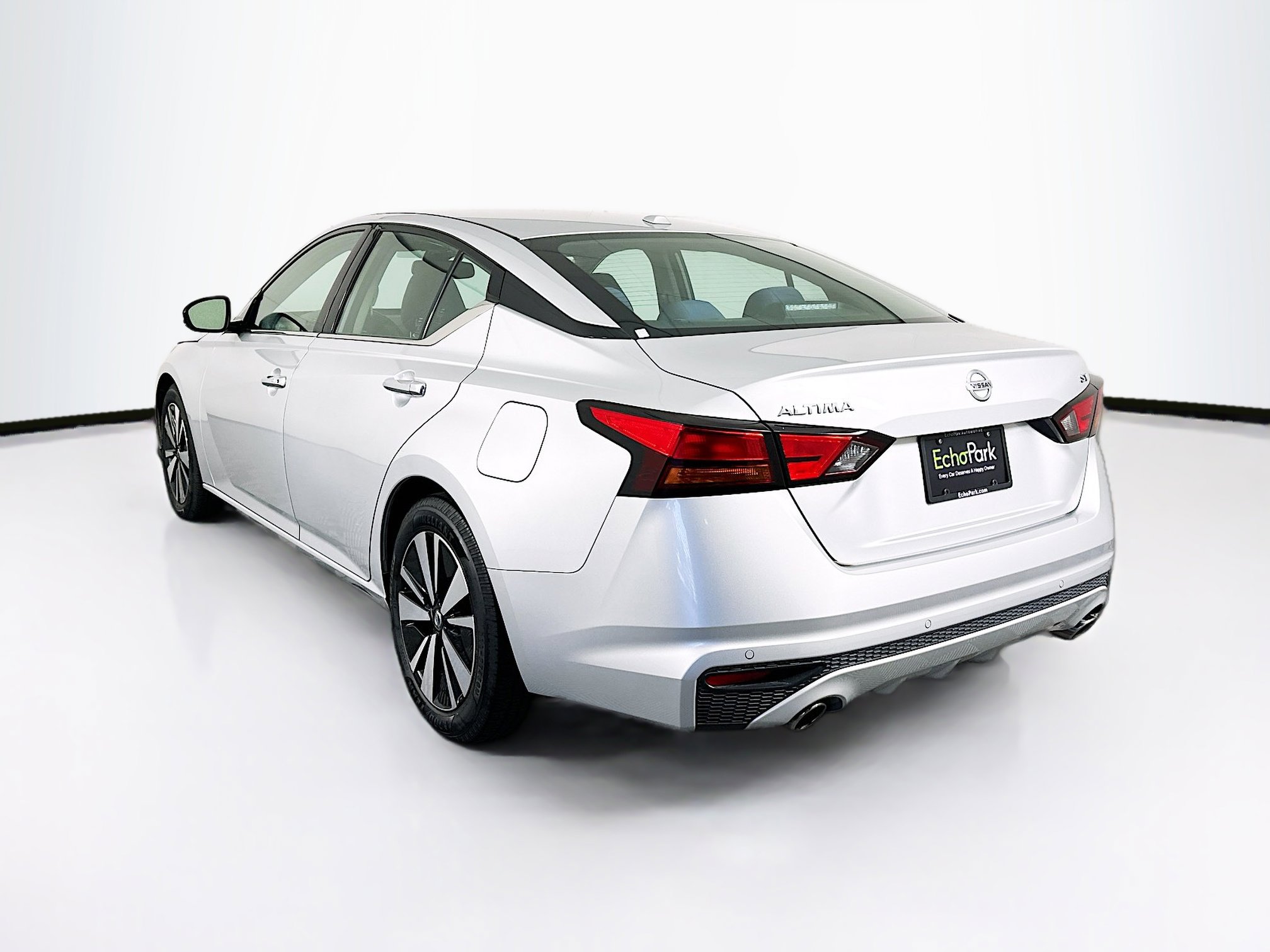 Used 2019 Nissan Altima 2.5 SV FWD image 5