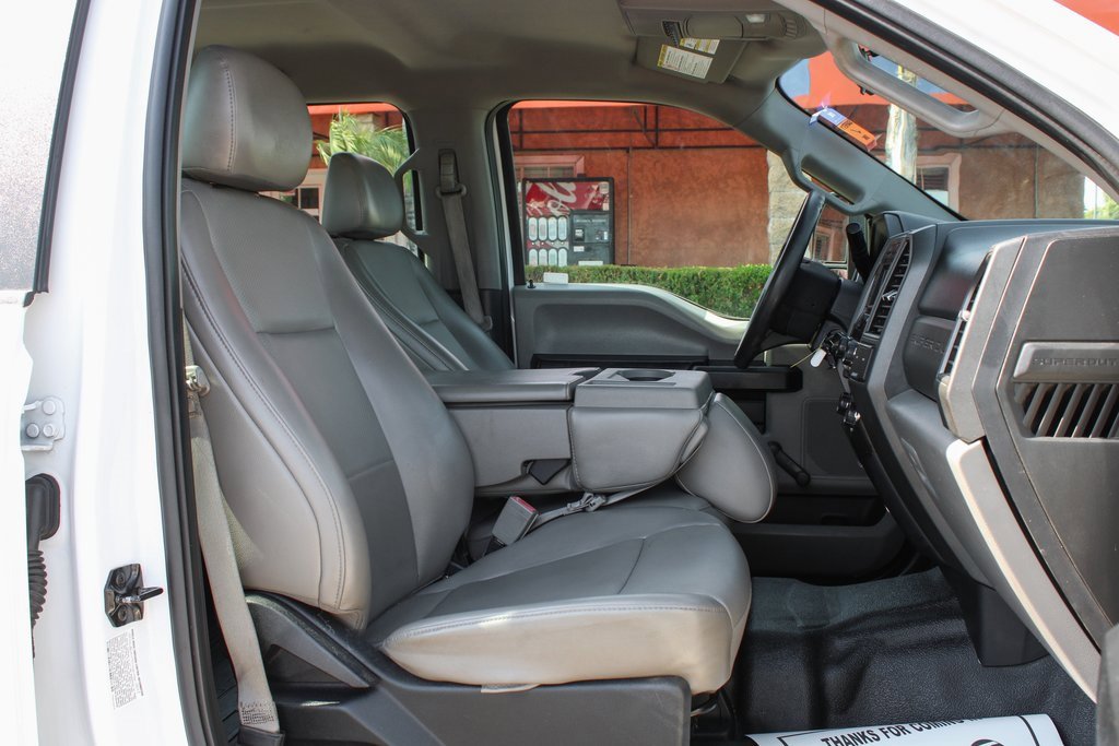 Used 2018 Ford F450 XL w/ Trailer Tow Package image 37