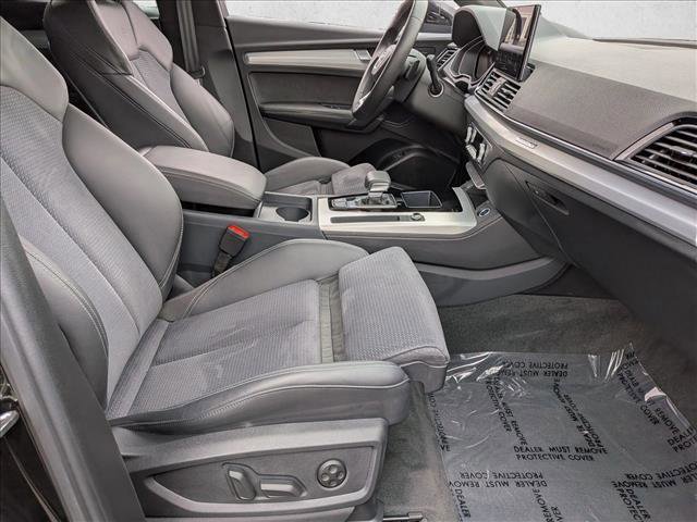 Used 2024 Audi Q5 e Premium Plus AWD/4WD image 27