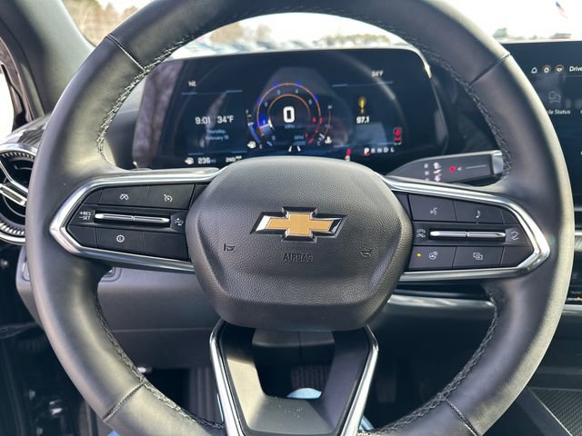 Used 2025 Chevrolet Equinox LT image 28