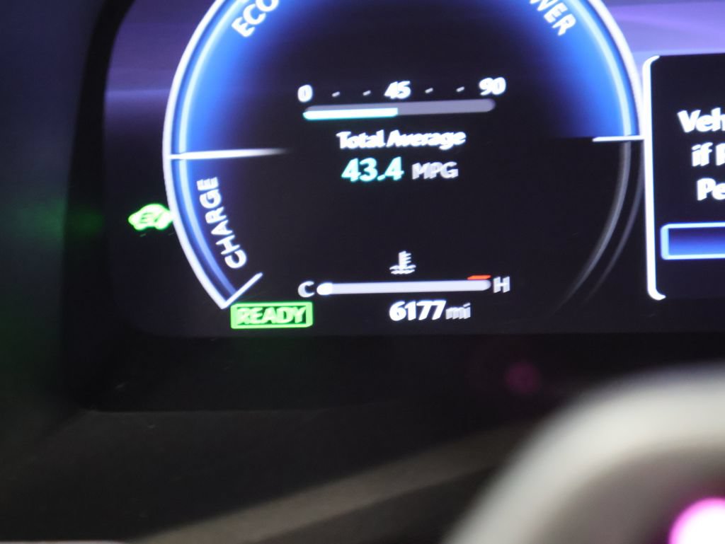 Used 2026 Toyota Camry XLE w/ Premium Plus Package FWD image 40