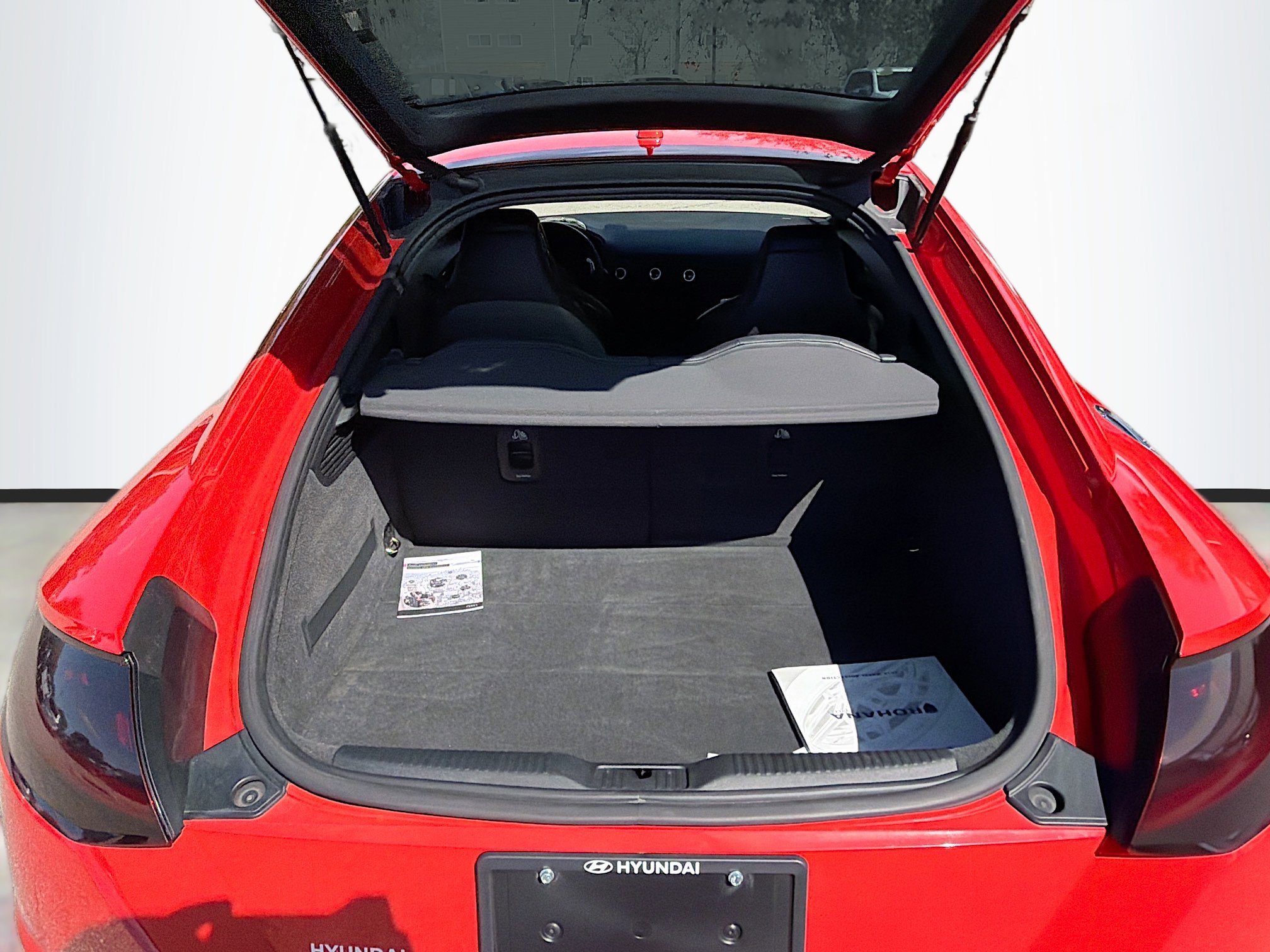 Used 2018 Audi TT RS w/ Technology Package image 12