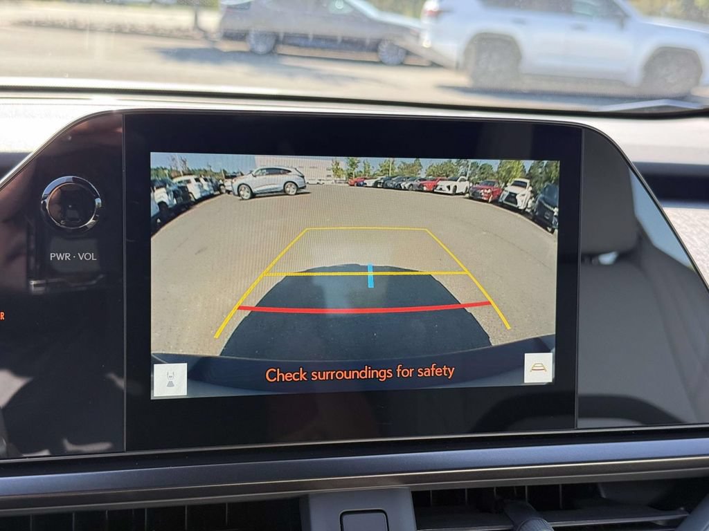 Used 2025 Lexus UX 300h AWD w/ Accessory Package (Z1) image 11