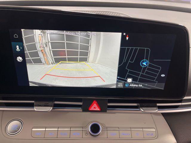 New 2026 Hyundai Elantra Limited FWD image 15