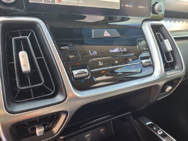Used 2022 Kia Sorento S FWD image 31