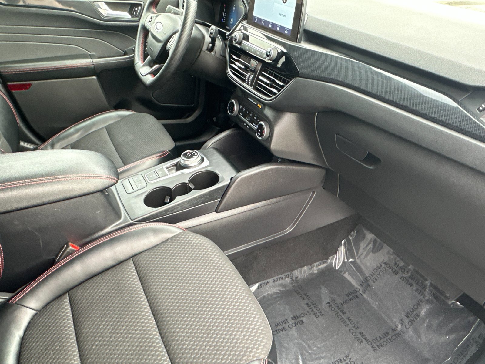 Certified 2023 Ford Escape ST-Line image 17