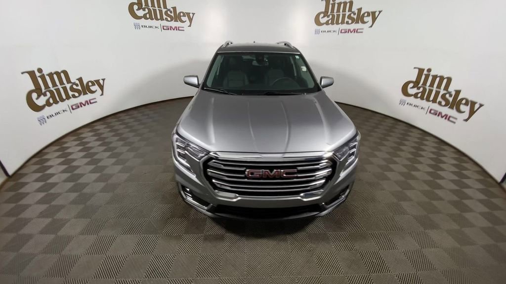 Certified 2023 GMC Terrain SLT AWD/4WD image 3
