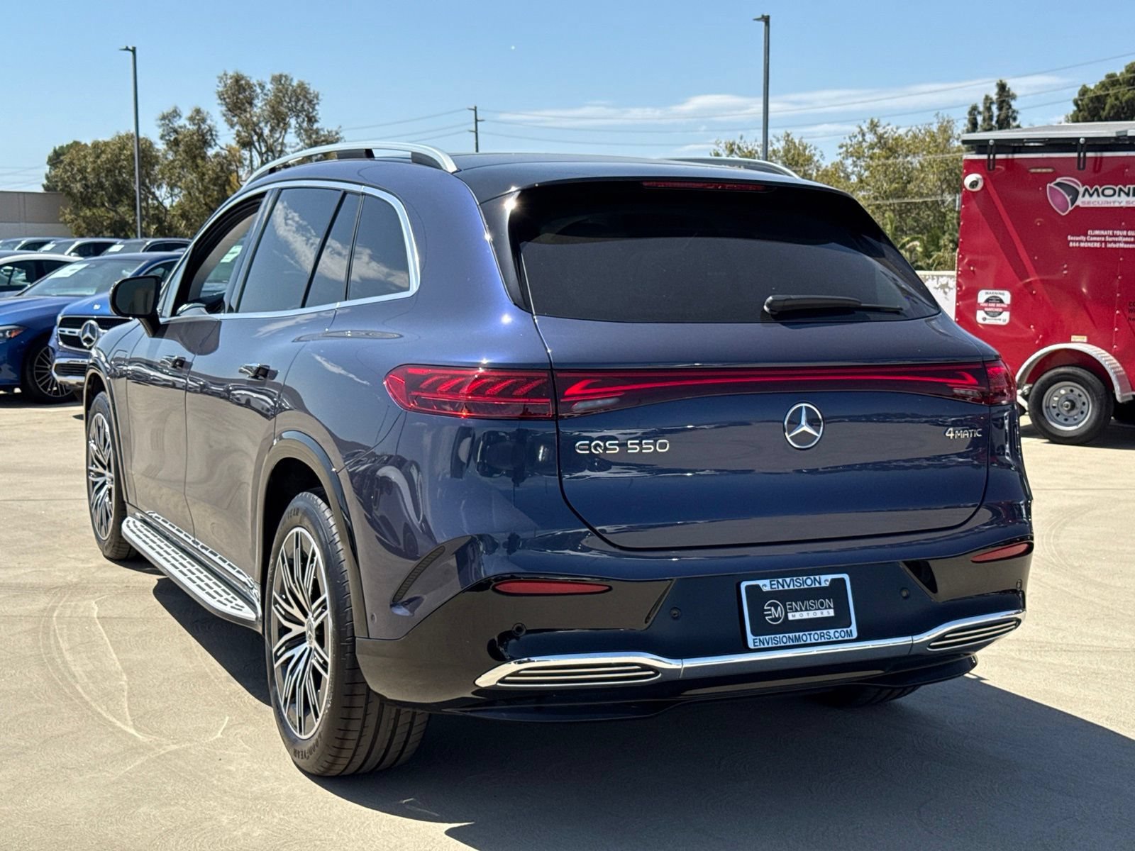 New 2026 Mercedes-Benz EQS 550 4MATIC SUV image 8