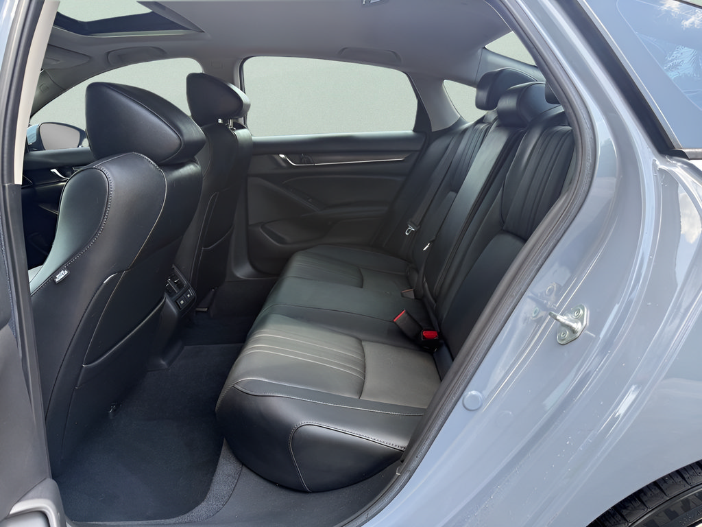 Certified 2022 Honda Accord Touring image 11