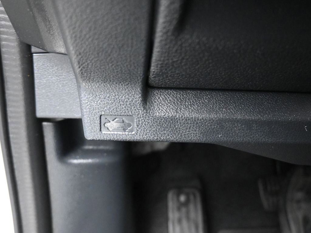 Used 2022 Subaru Forester Limited image 28