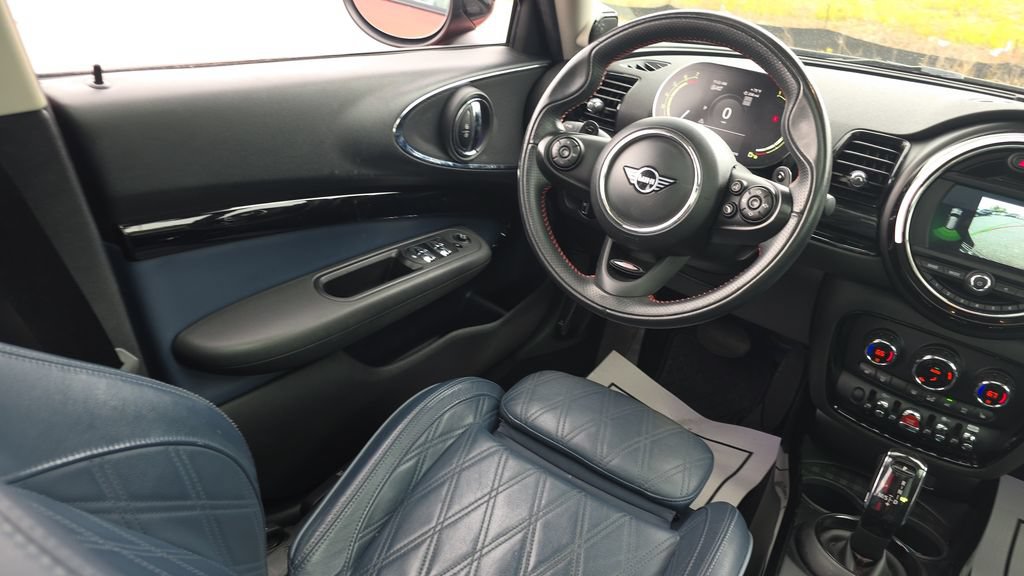 Used 2021 MINI Cooper Clubman S w/ Signature Upholstery Package FWD image 27