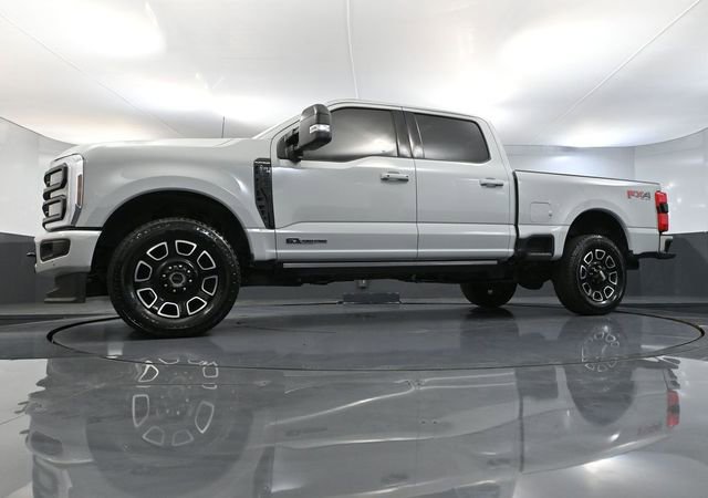 Used 2025 Ford F250 Platinum w/ FX4 Off-Road Package image 59