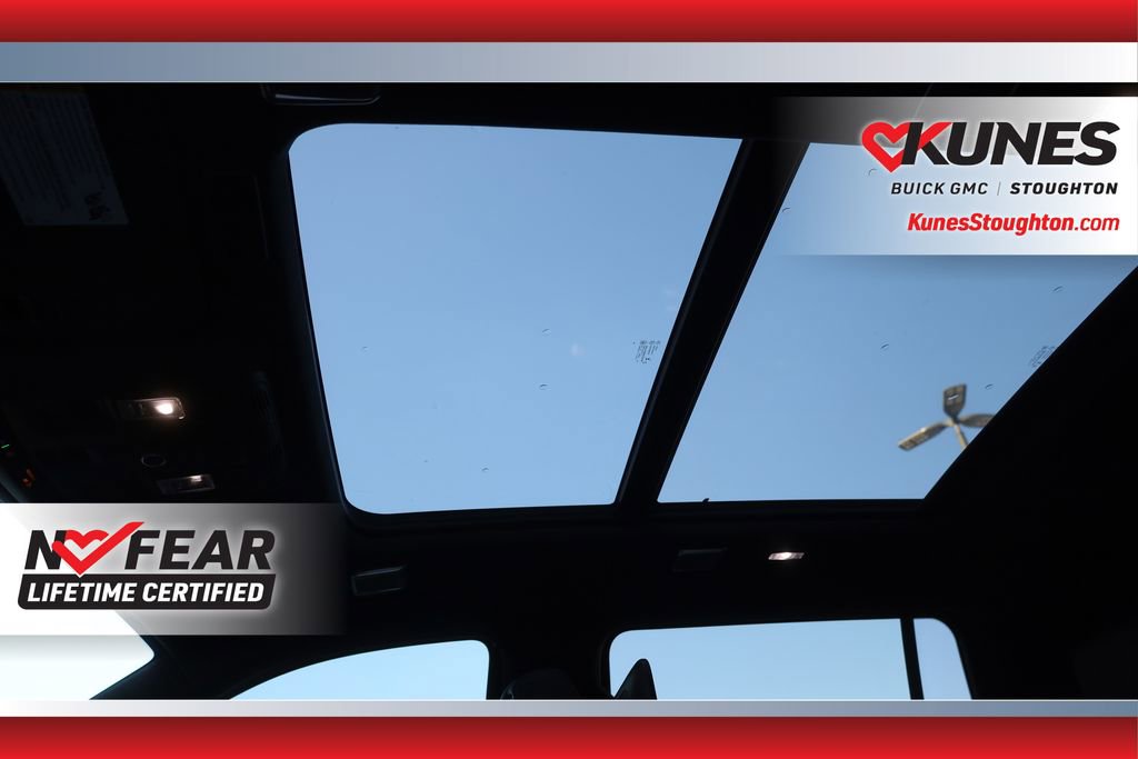 Used 2024 Cadillac Escalade ESV Sport Platinum w/ LPO, ONYX Package image 57