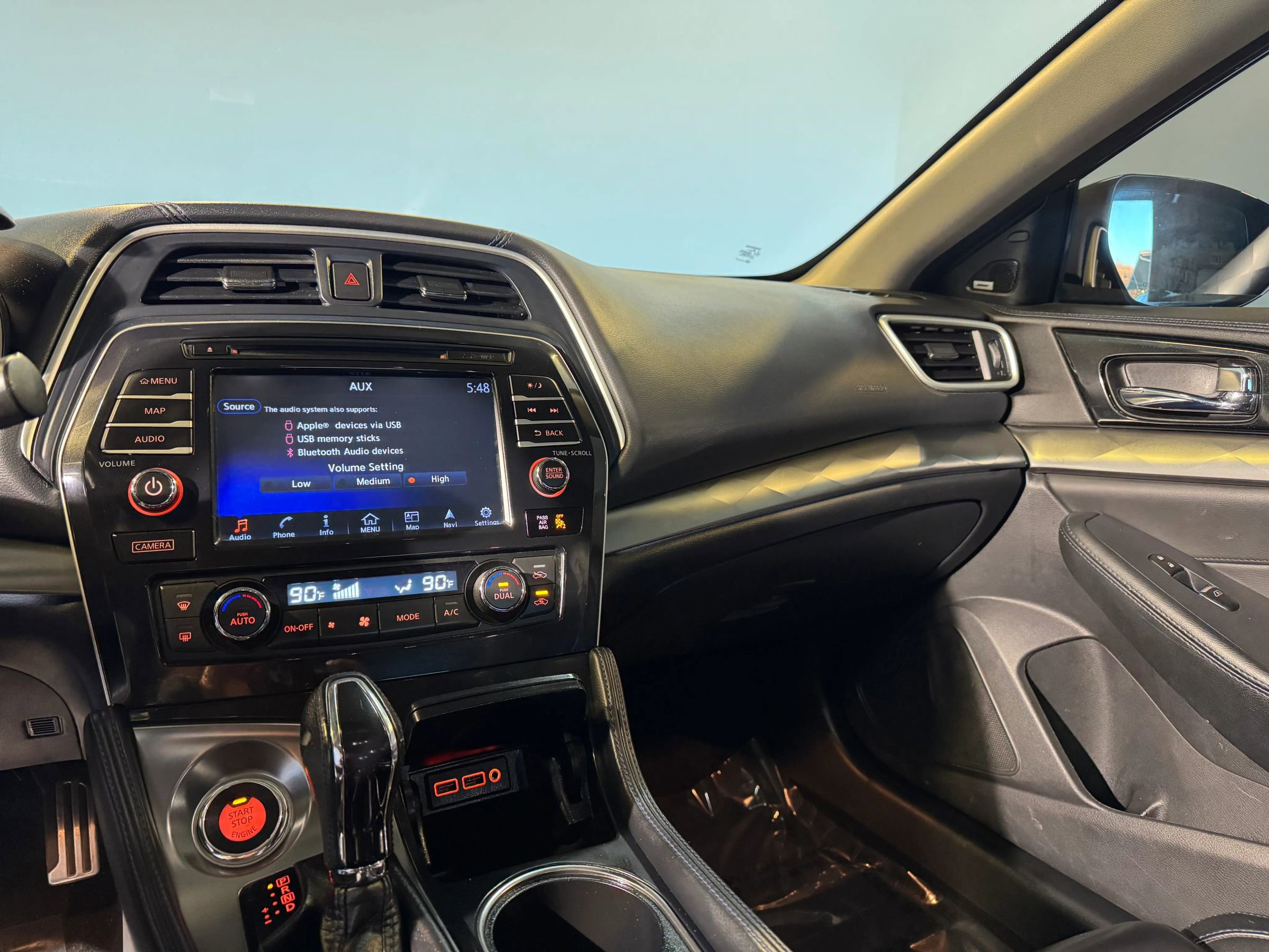 Used 2017 Nissan Maxima SR image 18