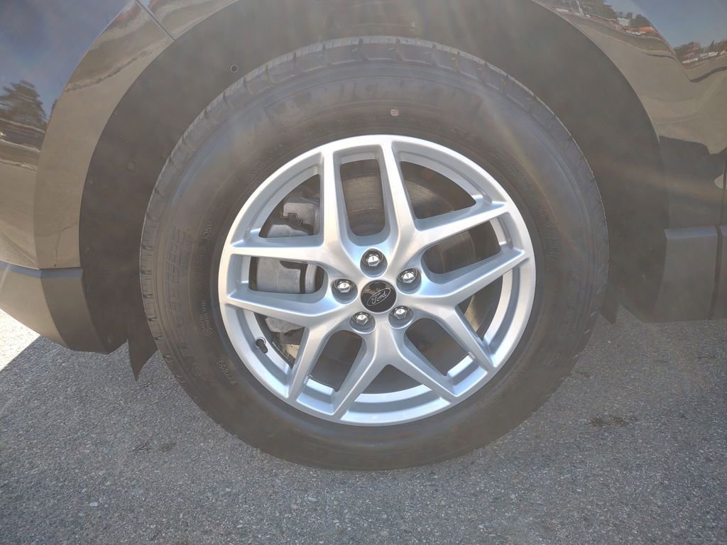 Used 2024 Ford Edge SEL w/ Convenience Package image 36