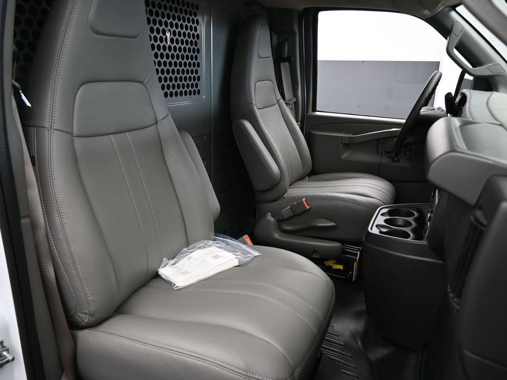 New 2025 Chevrolet Express 2500 w/ Driver Convenience Package image 42