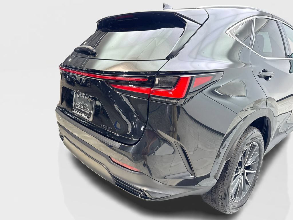 Used 2025 Lexus NX 250 FWD w/ Accessory Package (K3) image 18