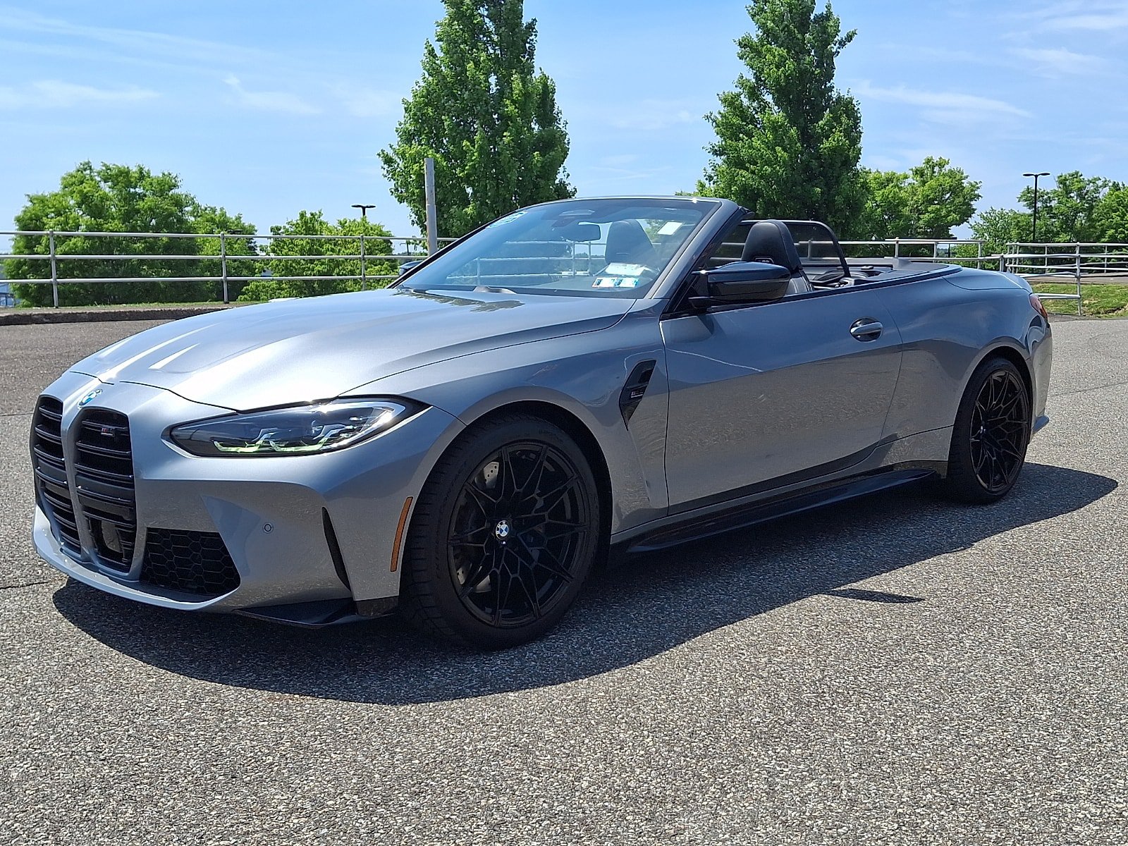 Used 2022 BMW M4 xDrive Competition AWD/4WD image 3