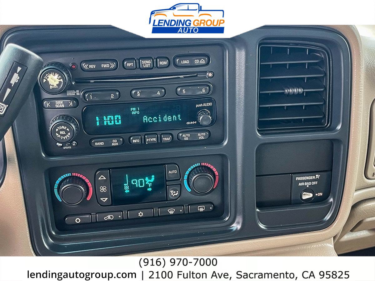 Used 2003 GMC Sierra 2500 SLT w/ SLT Preferred Equipment Group AWD/4WD image 13