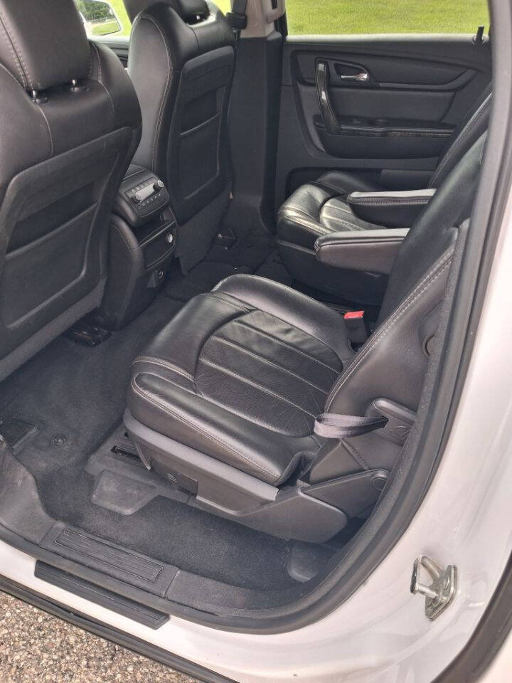 Used 2016 GMC Acadia SLT w/ Open Road Package FWD image 14