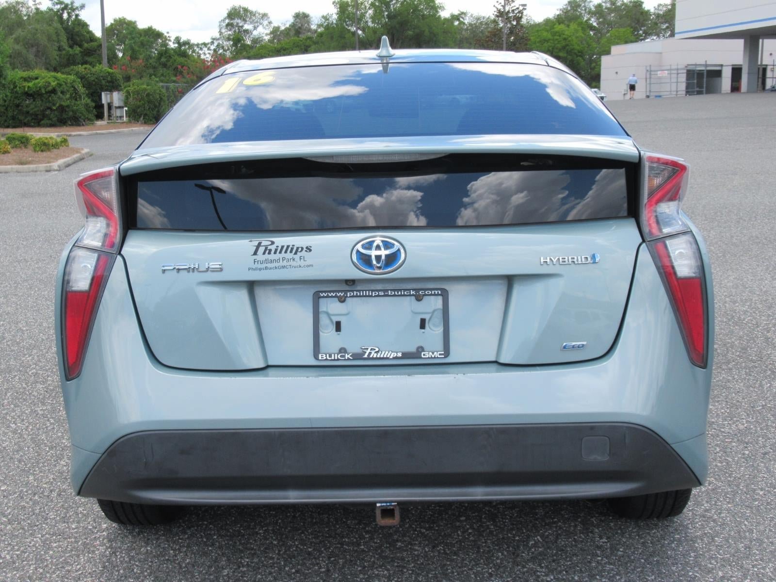 Used 2016 Toyota Prius Two FWD image 6